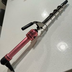 Hot Tools Spiral Curling Iron